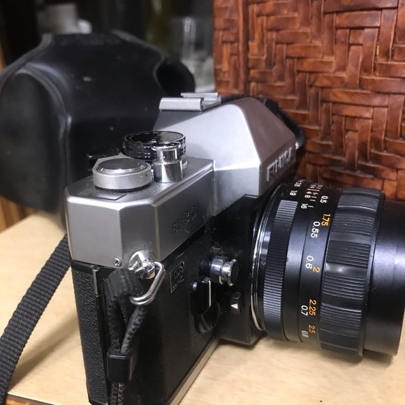 Vintage FUJICa camera ST801 , 50mm made in Japan great for treasure collection. - Picture 3 of 14